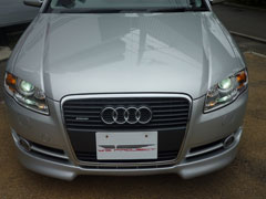 アウディＡ４アバント正面上部