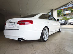 アウディＡ６右背面